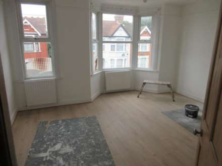 Bournemouth Park Road, Southend On Sea, Image 11