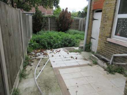 Bournemouth Park Road, Southend On Sea, Image 12