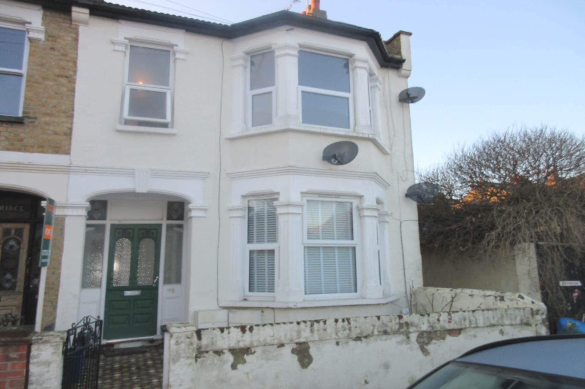 Ronald Park Avenue, Westcliff On Sea, Image 1