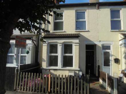 GfF   Salisbury Avenue, Westcliff On Sea, Image 1