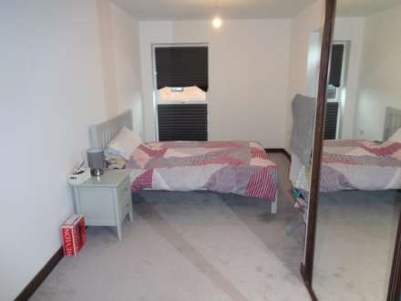 Victoria Avenue, Southend On Sea, Image 6