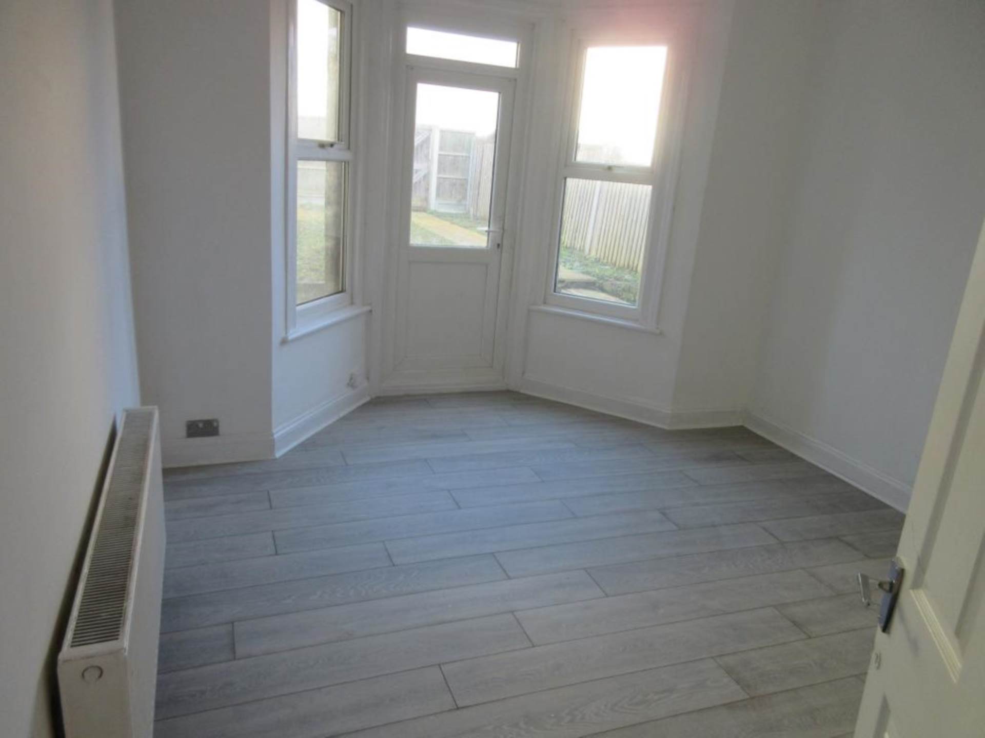 Woodgrange Drive, Southend On Sea, Image 8