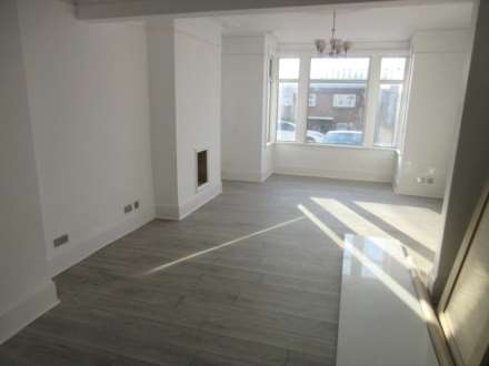 Woodgrange Drive, Southend On Sea, Image 3