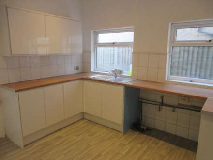 Woodgrange Drive, Southend On Sea, Image 6