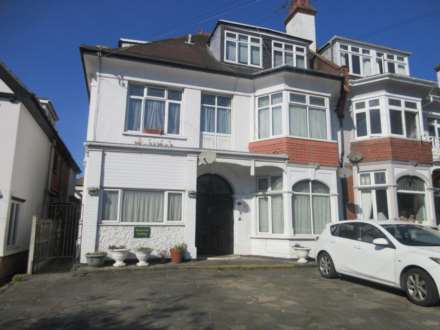 Property For Rent Ditton Court Road, Westcliff On Sea