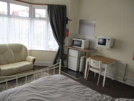 Ditton Court Road, Westcliff On Sea, Image 2