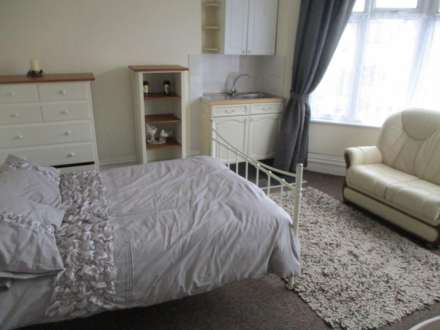 Ditton Court Road, Westcliff On Sea, Image 4