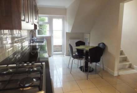 Regency Green, Image 6