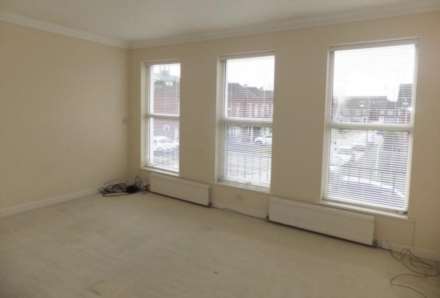 Regency Green, Image 9