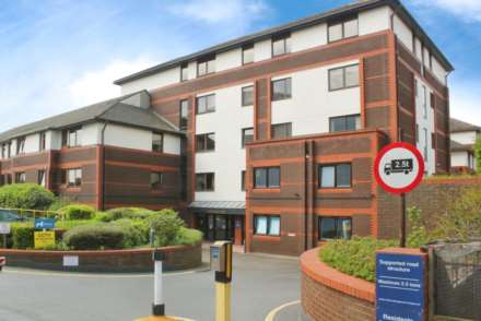 GUIDE PRICE £140,000 - £150,000 - Gordon Road, Southend On Sea