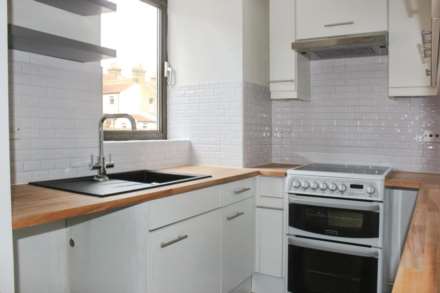 GUIDE PRICE £140,000 - £150,000 - Gordon Road, Southend On Sea, Image 6