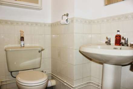Napier Court West, Southend On Sea, Image 8