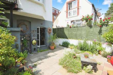 Holland Road, Westcliff On Sea, Image 15