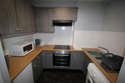 Napier Court West, Gordon Place, Image 5