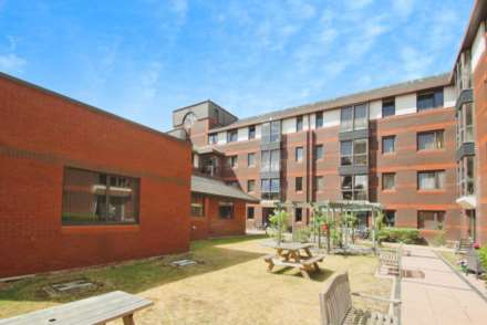 Napier Court West, Gordon Place, Image 8