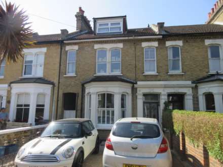 Avenue Road, Westcliff On Sea