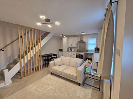 The Bentleys, Southend On Sea, Image 3
