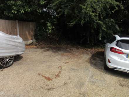 The Bentleys, Southend On Sea, Image 9