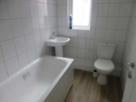 Sutton Road, Southend On Sea, Image 4