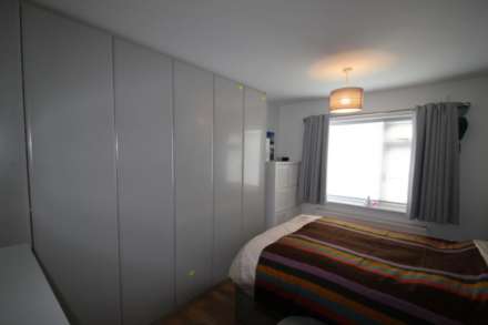 Plas Newyyd Close, Southend On Sea, Image 11