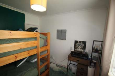 Plas Newyyd Close, Southend On Sea, Image 12