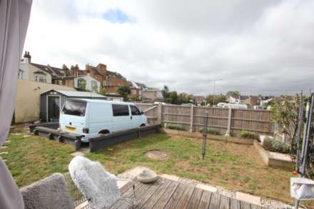 Plas Newyyd Close, Southend On Sea, Image 15
