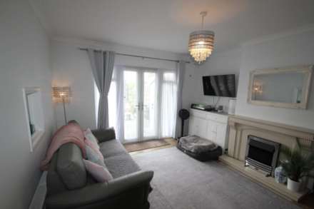 Plas Newyyd Close, Southend On Sea, Image 3