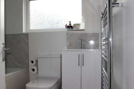 Plas Newyyd Close, Southend On Sea, Image 9