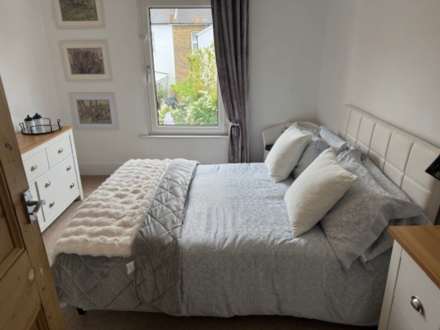 Cambridge Road, Southend On Sea, Image 12