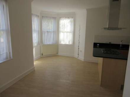 Park Avenue, Park Road, Westcliff On Sea, Image 3