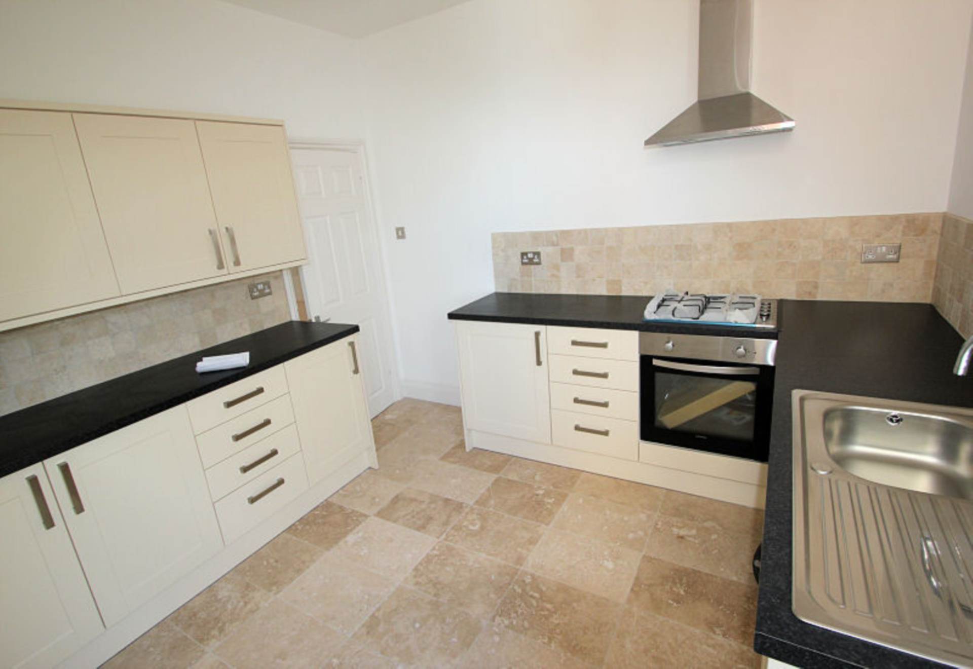 Station Road, Westcliff On Sea, Image 3