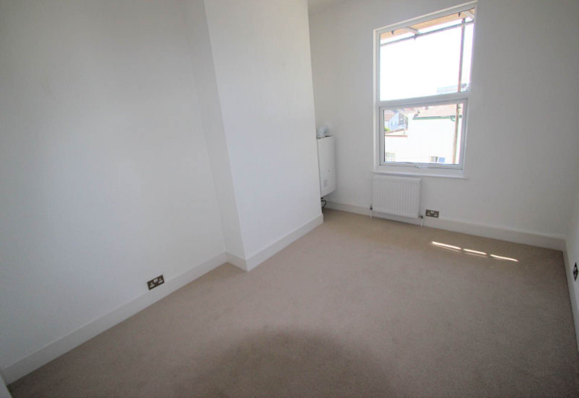 Station Road, Westcliff On Sea, Image 9