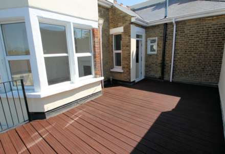 Station Road, Westcliff On Sea, Image 5