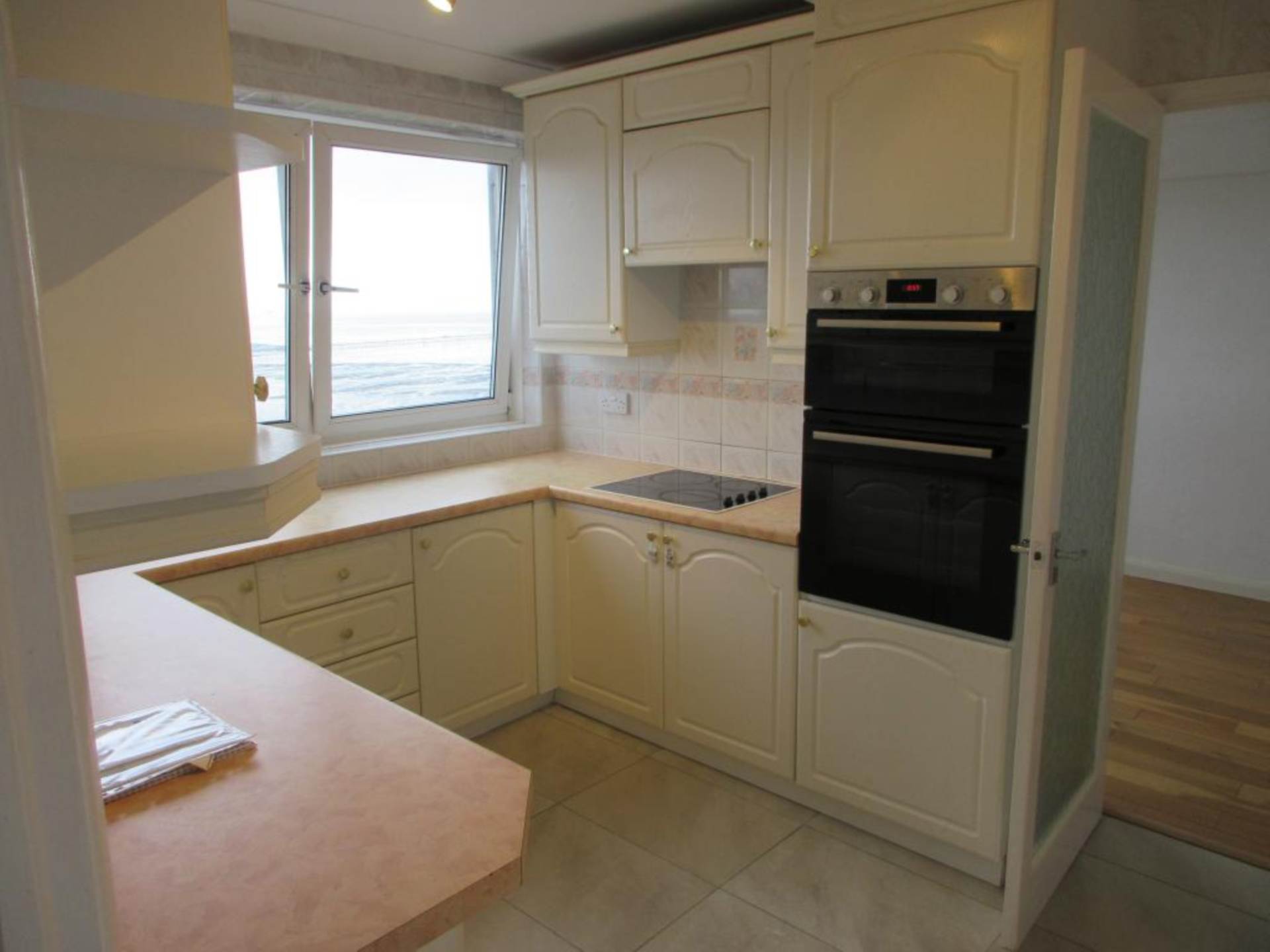 Tower Court, Westcliff Parade, Westcliff On Sea, Image 5