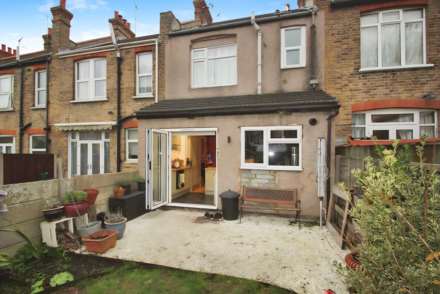 Northview Drive, Westcliff On Sea, Image 14