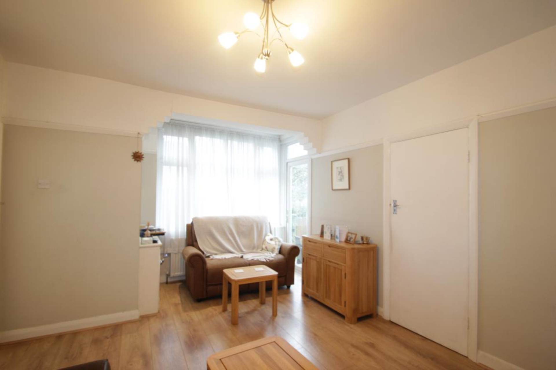 St. Johns Road, Westcliff On Sea, Image 5