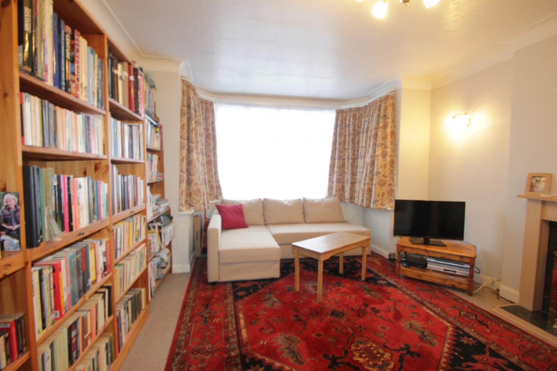 St. Johns Road, Westcliff On Sea, Image 7