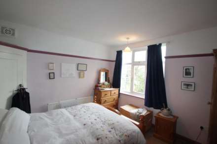 St. Johns Road, Westcliff On Sea, Image 10