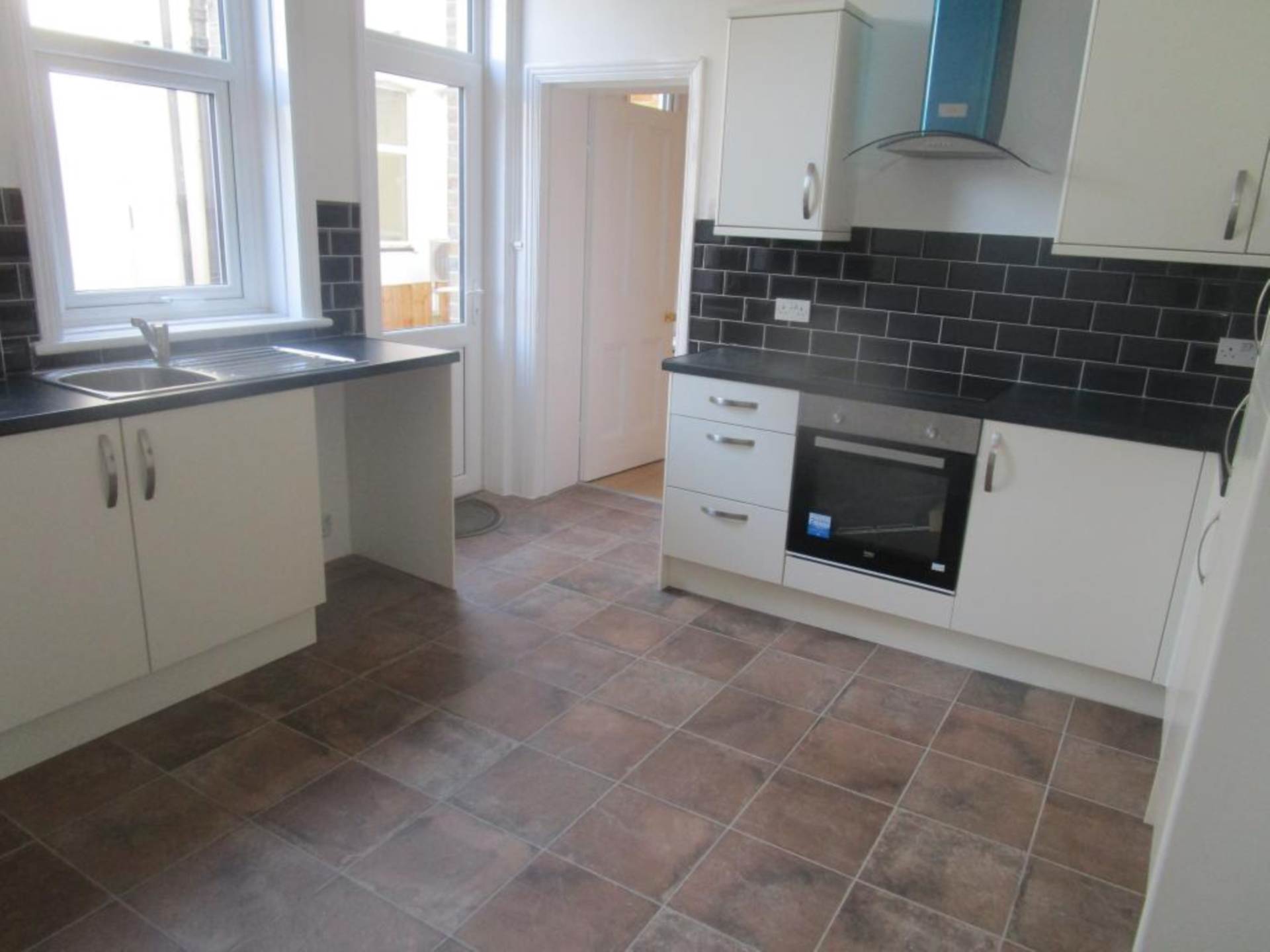 GfF   Warrior Square, Southend On Sea, Image 3