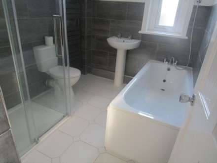 GfF   Warrior Square, Southend On Sea, Image 5