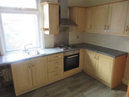 Ramuz Drive, Westcliff On Sea, Image 2