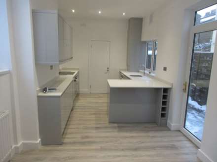 164 Alexandra Road, Southend On Sea, Image 2