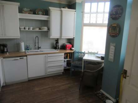 Palmeira Avenue, Westcliff On Sea, Image 6