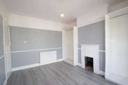 Earls Hall Ave, Southend-On-Sea, Image 9