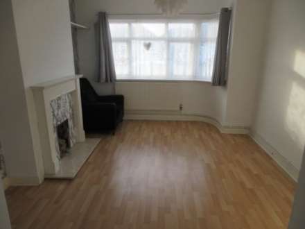 Thornford Gardens, Southend On Sea, Image 3