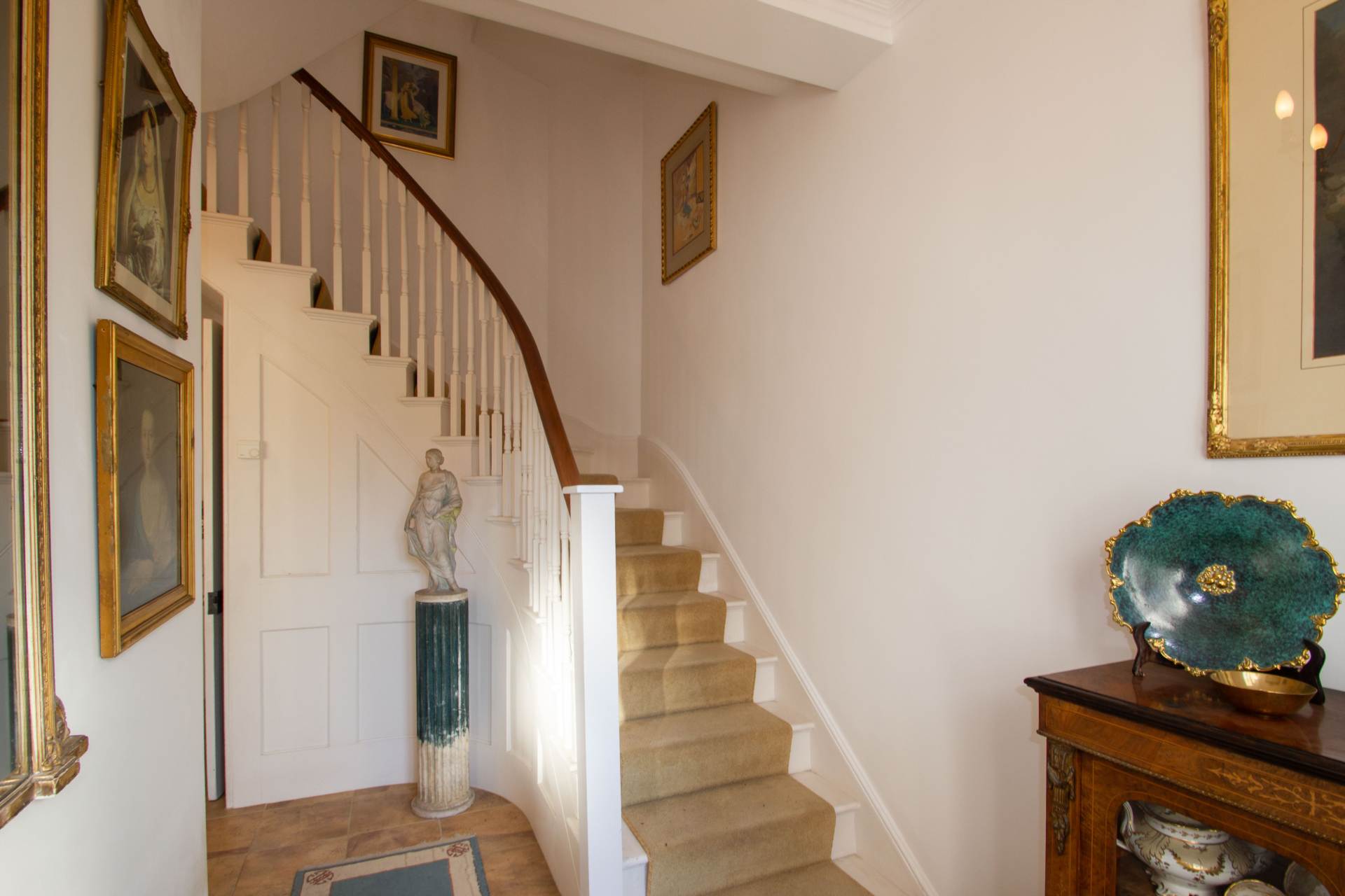 Prittlewell Square, Southend On Sea, Image 3