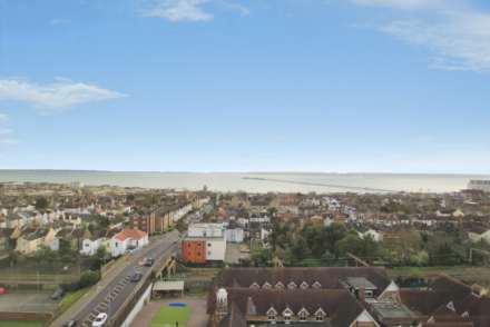 Highbanks, Southchurch Avenue, Image 10