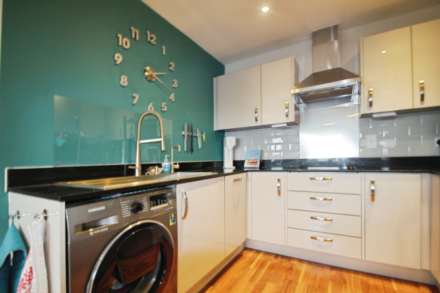 Highbanks, Southchurch Avenue, Image 5