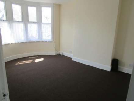 Beedell Avenue, Westcliff On Sea, Image 2