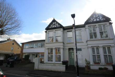 Park Terrace, Westcliff On Sea, Image 1